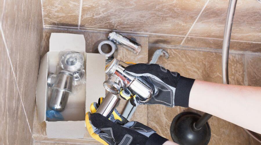 Professional gutter cleaning in Newville, PA